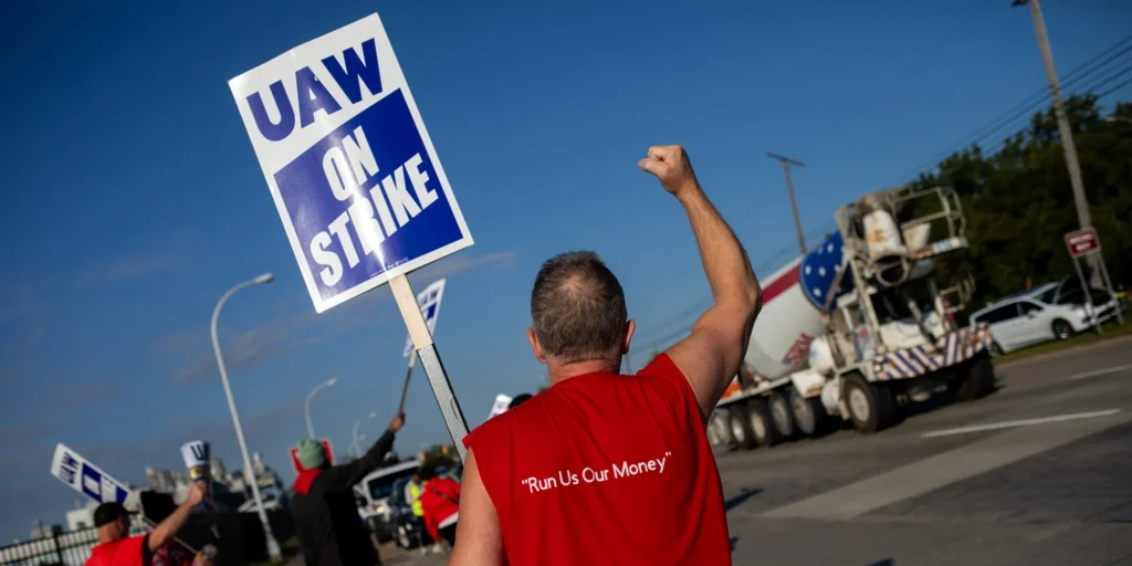 More about economically affect of UAW Strike